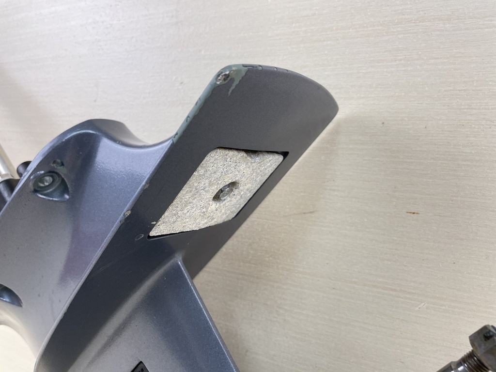 2003 Yamaha 15HP 4 Stroke Outboard 20" Long Lower Unit Gear Case 69A-45300-11-4D