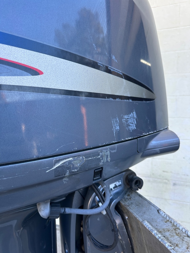 2008 Yamaha F250 250HP 4 Stroke Outboard Engine 25" Shaft 832 Hours