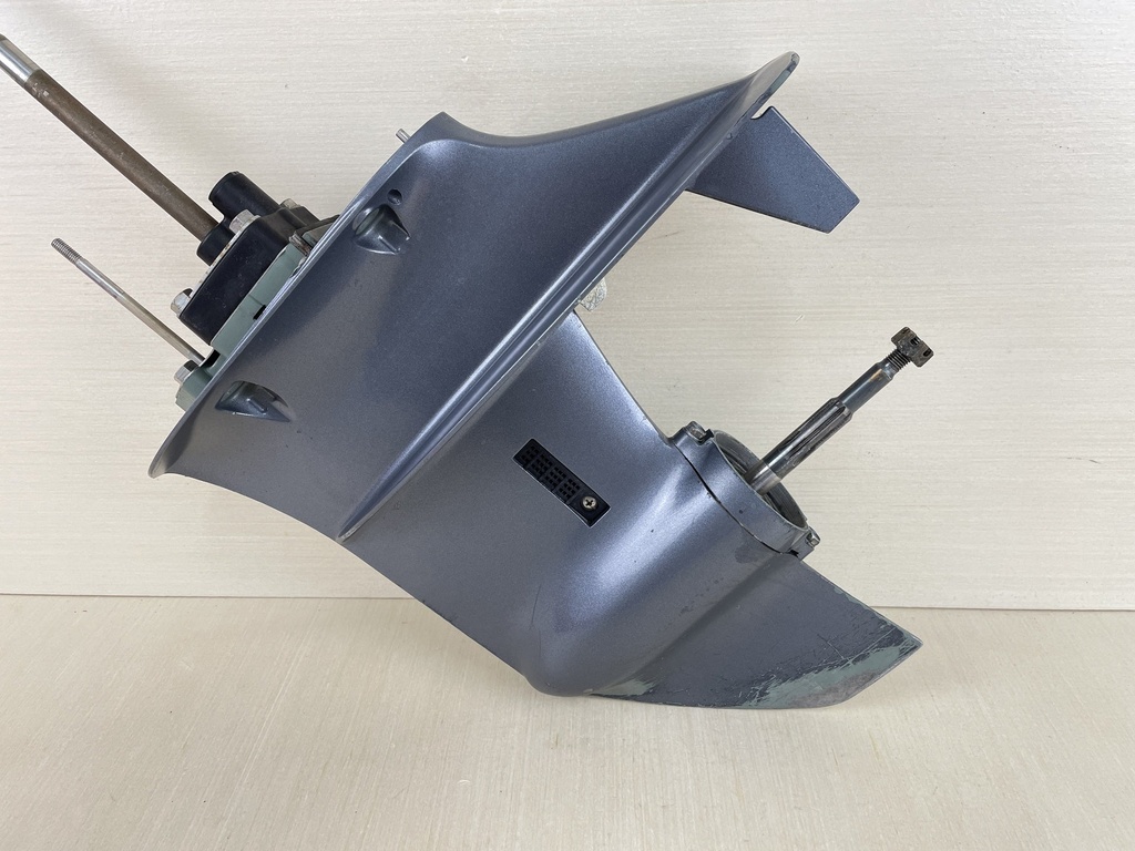 2007 Yamaha 20HP 4 Stroke Outboard 20" Long Lower Unit Gear Case 6AH-45300-10-4D  