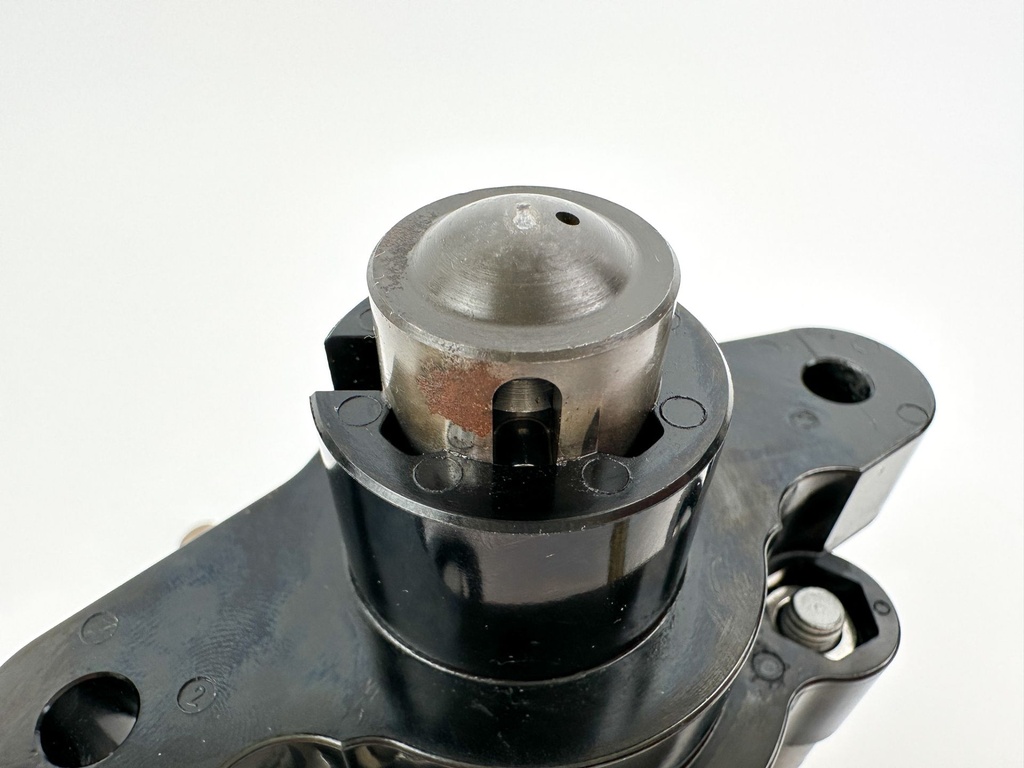 2003 Yamaha 115 HP 4 Stroke Outboard Fuel Pump 68V-24410-00-00 OEM