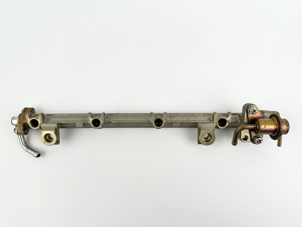 2003 Yamaha 115 HP 4 Stroke Outboard Delivery Pipe Fuel Rail  68V-13160-00-00 OEM