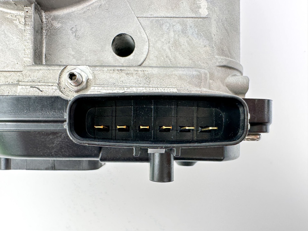 2019 Yamaha 250 HP 4 Stroke Outboard Throttle Body Assembly 6CB-13751-10-00 OEM