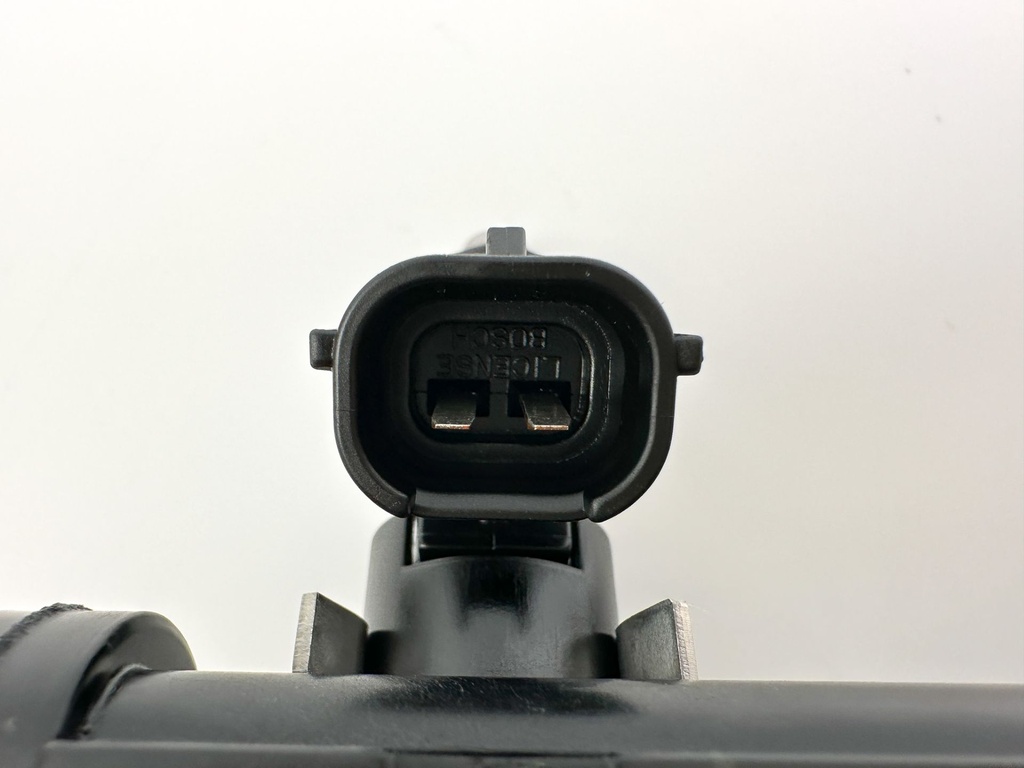 2019 Yamaha 250 HP 4 Stroke Outboard Fuel Injector Set W/ Rail 6CB-13161-10-00 OEM