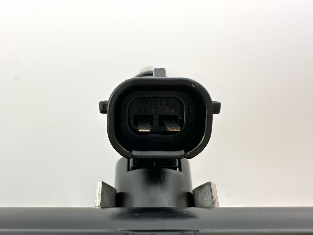 2019 Yamaha 250 HP 4 Stroke Outboard Fuel Injector Set W/ Rail 6CB-13161-10-00 OEM