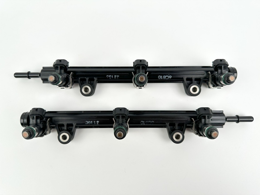 2019 Yamaha 250 HP 4 Stroke Outboard Fuel Injector Set W/ Rail 6CB-13161-10-00 OEM