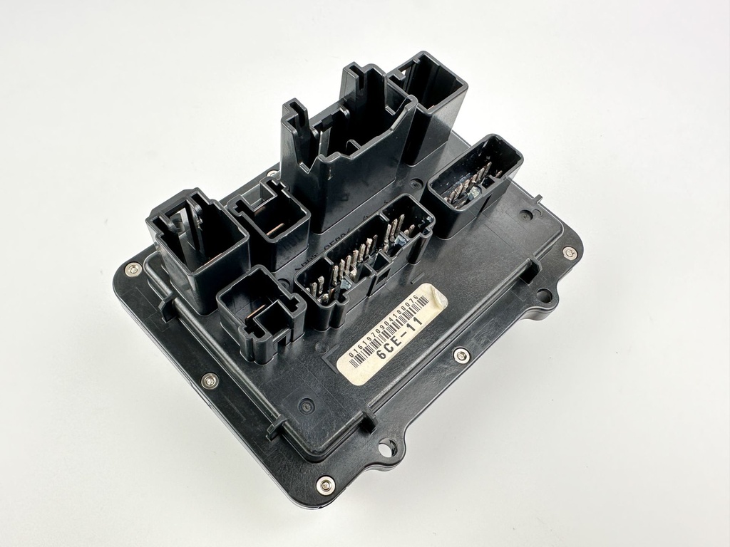 2019 Yamaha 250 HP 4 Stroke Outboard Fuse Box 6CE-82170-11-00 OEM