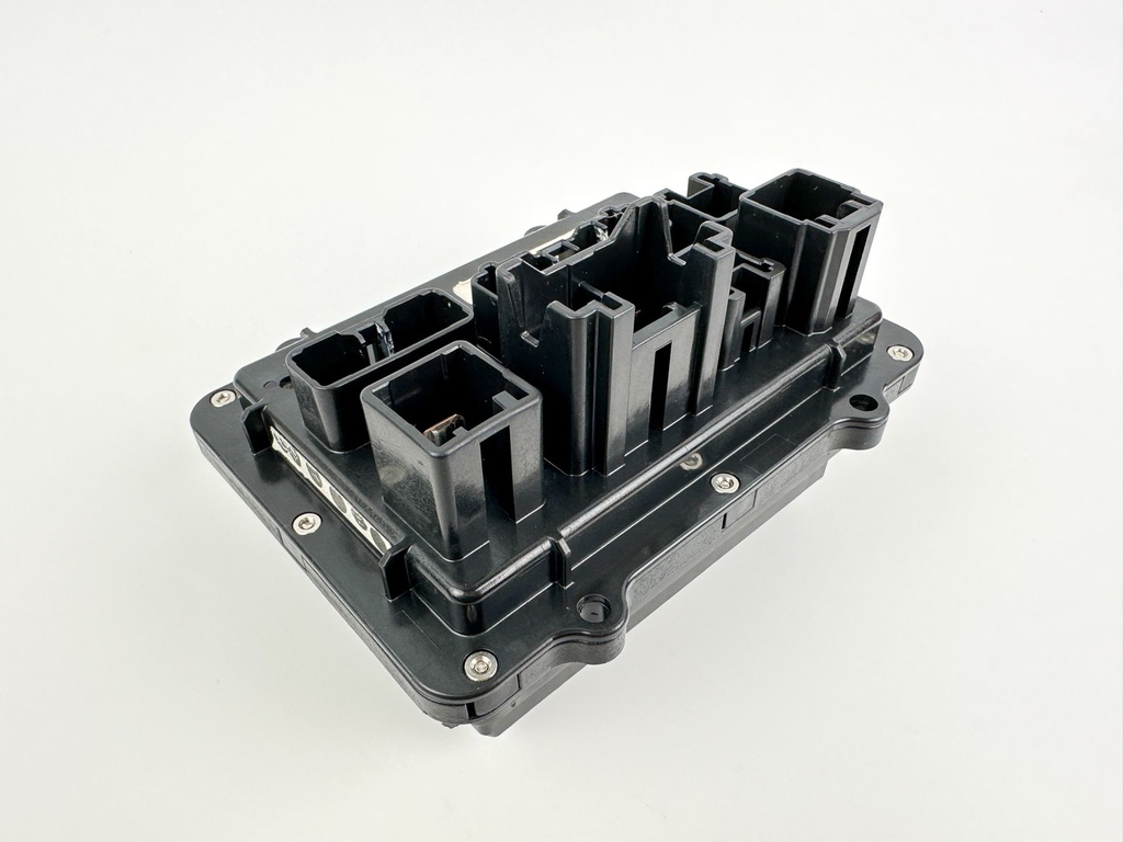 2019 Yamaha 250 HP 4 Stroke Outboard Fuse Box 6CE-82170-11-00 OEM