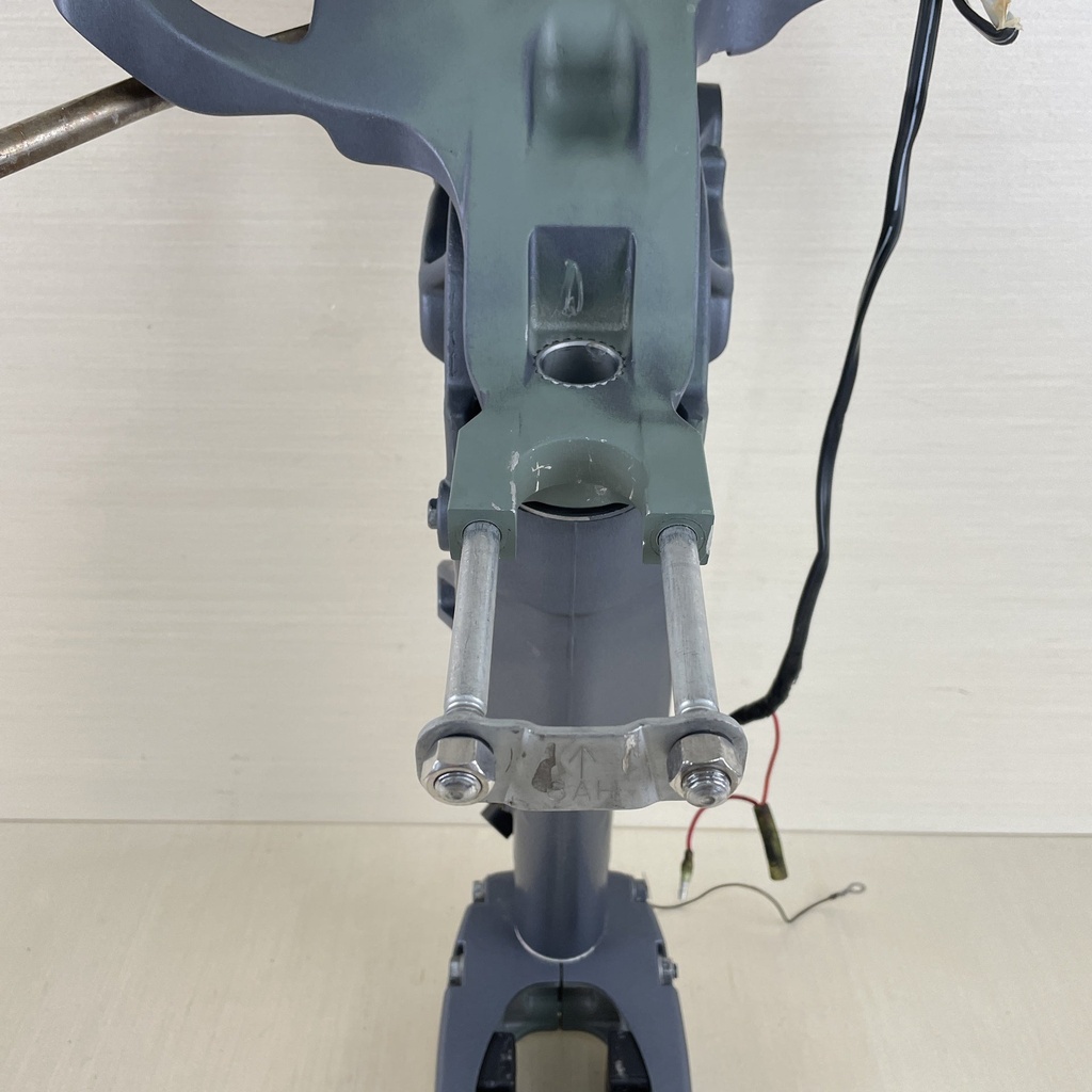 2007 Yamaha 20HP 4 Stroke Outboard Swivel Bracket & Steering 6AH-42510-10-4D