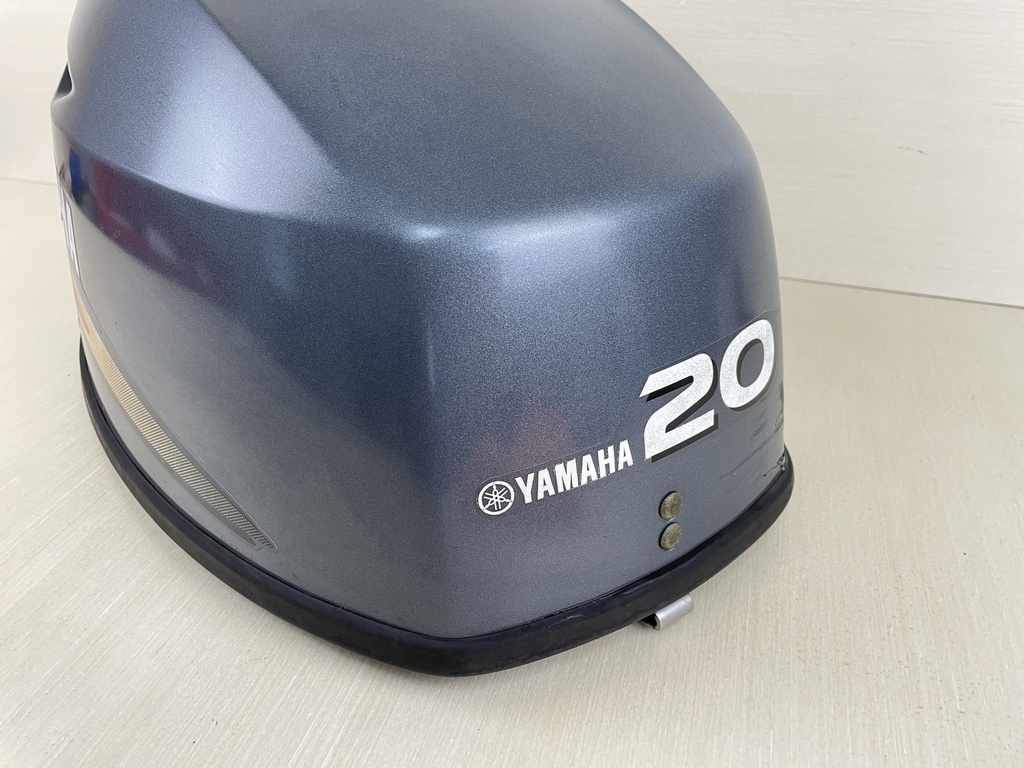 2007 Yamaha 20HP 4 Stroke Outboard Top Cover Cowling Assembly 6AH-42610-11-00
