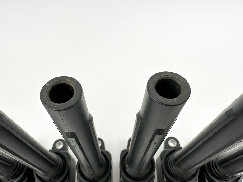 2019 Yamaha 250 HP 4 Stroke Outboard Ignition Coil Set 6CB-82310-00-00 OEM