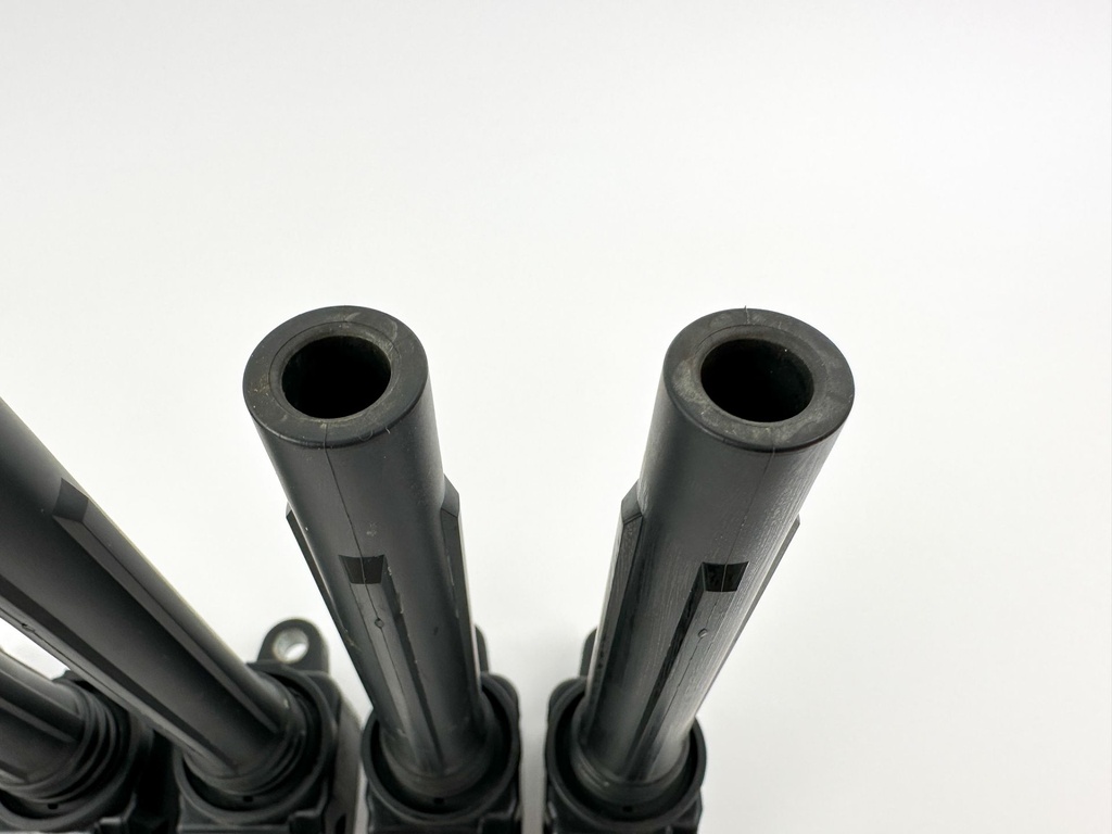 2019 Yamaha 250 HP 4 Stroke Outboard Ignition Coil Set 6CB-82310-00-00 OEM