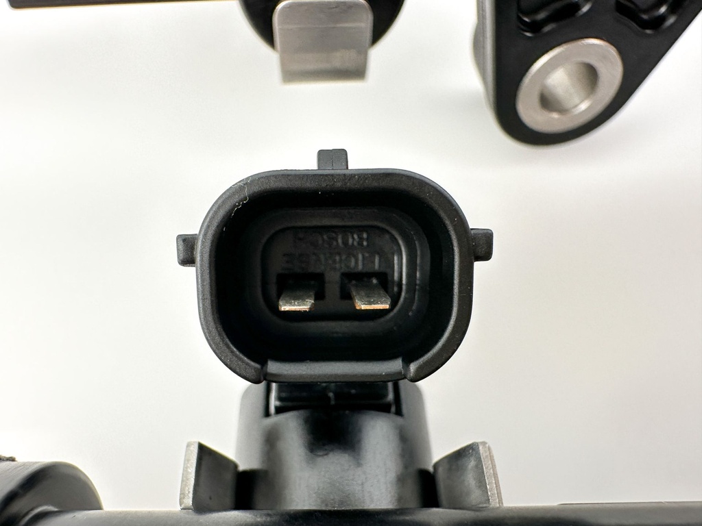 2019 Yamaha 250 HP 4 Stroke Outboard Fuel Injector Set W/ Rail 6CB-13161-10-00 OEM