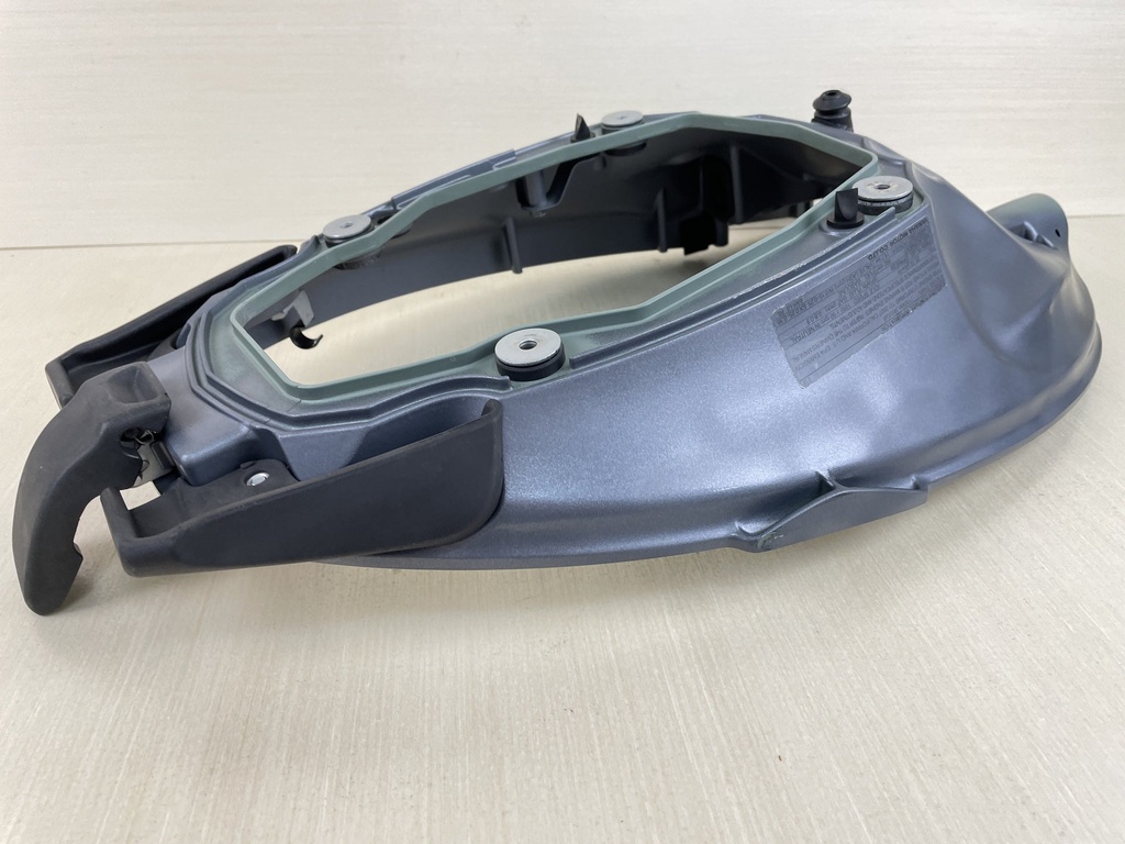 2007 Yamaha 20HP 4 Stroke Outboard Lower Cowling Pan Assembly 6AH-42710-10-4D