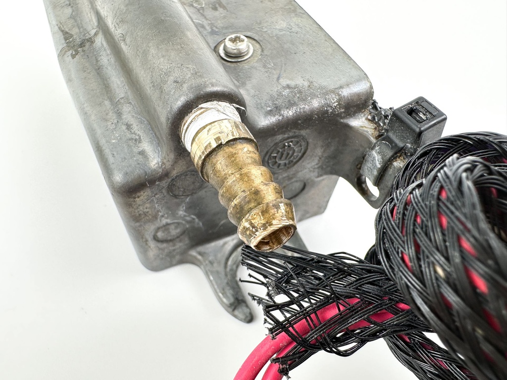 2013 Evinrude 30 HP 2 Stroke Outboard Battery Charging Module 0586906 OEM