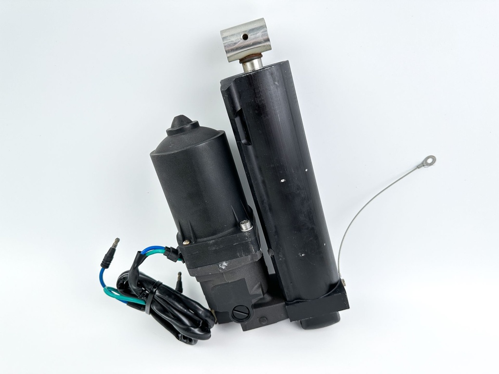 Mercury 70 90 115 120 125 HP Power Tilt and Trim Assembly 8M0090335