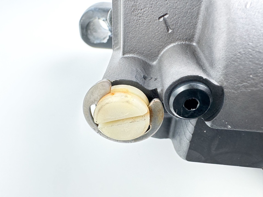 Mercury 70 90 115 120 125 HP Power Tilt and Trim Assembly 8M0090335