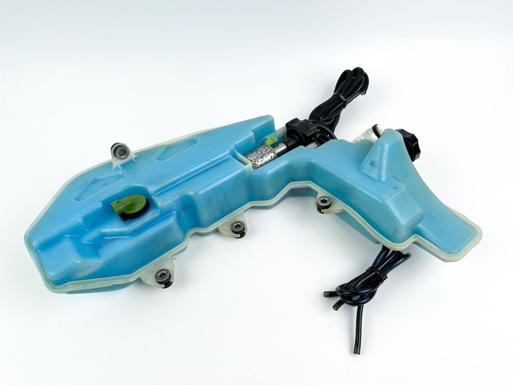 2013 Evinrude 75 HP 2 Stroke Outboard Oil Tank W/ Pump 5007915 OEM