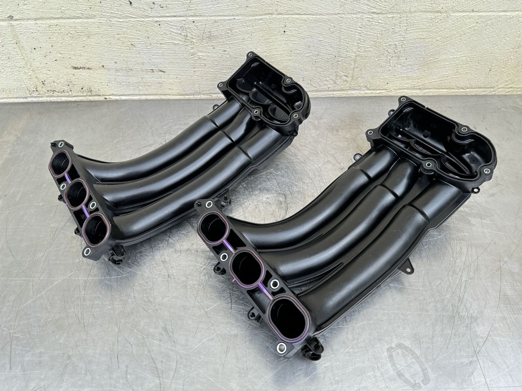 2019 Yamaha 250 HP 4 Stroke Outboard Intake Manifold 6CE-13641-00-00 OEM