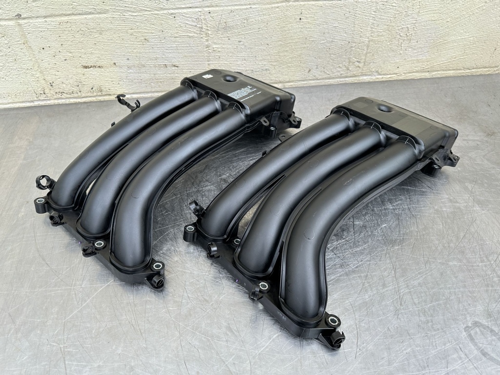 2019 Yamaha 250 HP 4 Stroke Outboard Intake Manifold 6CE-13641-00-00 OEM