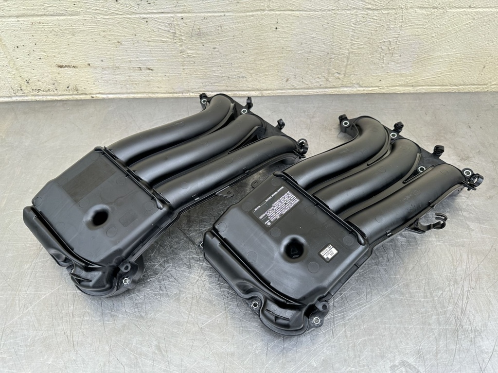 2019 Yamaha 250 HP 4 Stroke Outboard Intake Manifold 6CE-13641-00-00 OEM