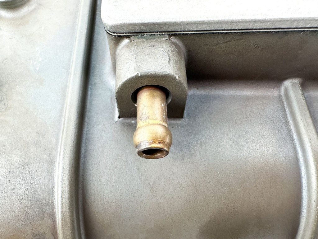 2019 Yamaha 250 HP 4 Stroke Outboard VST Float Chamber Assembly 6CB-14180-11-00 OEM