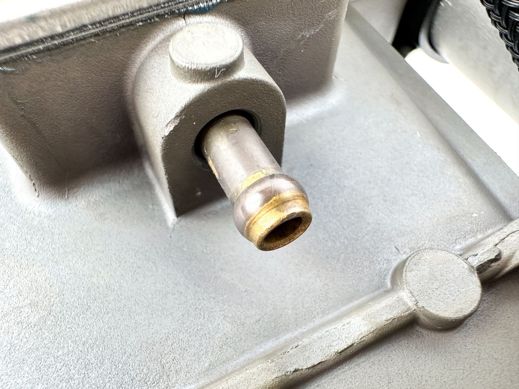 2019 Yamaha 250 HP 4 Stroke Outboard VST Float Chamber Assembly 6CB-14180-11-00 OEM