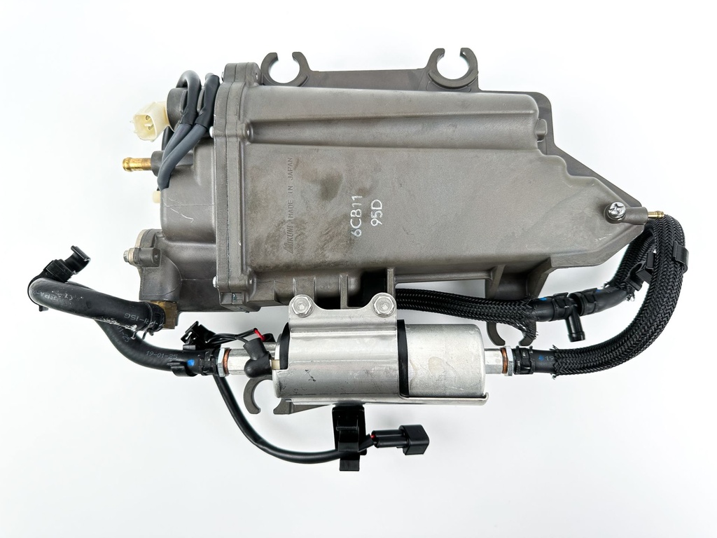 2019 Yamaha 250 HP 4 Stroke Outboard VST Float Chamber Assembly 6CB-14180-11-00 OEM