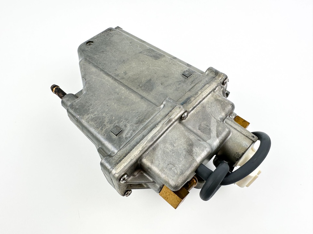 2003 Yamaha 115 HP 4 Stroke Outboard VST Float Chamber Assembly Cleaned & Tested