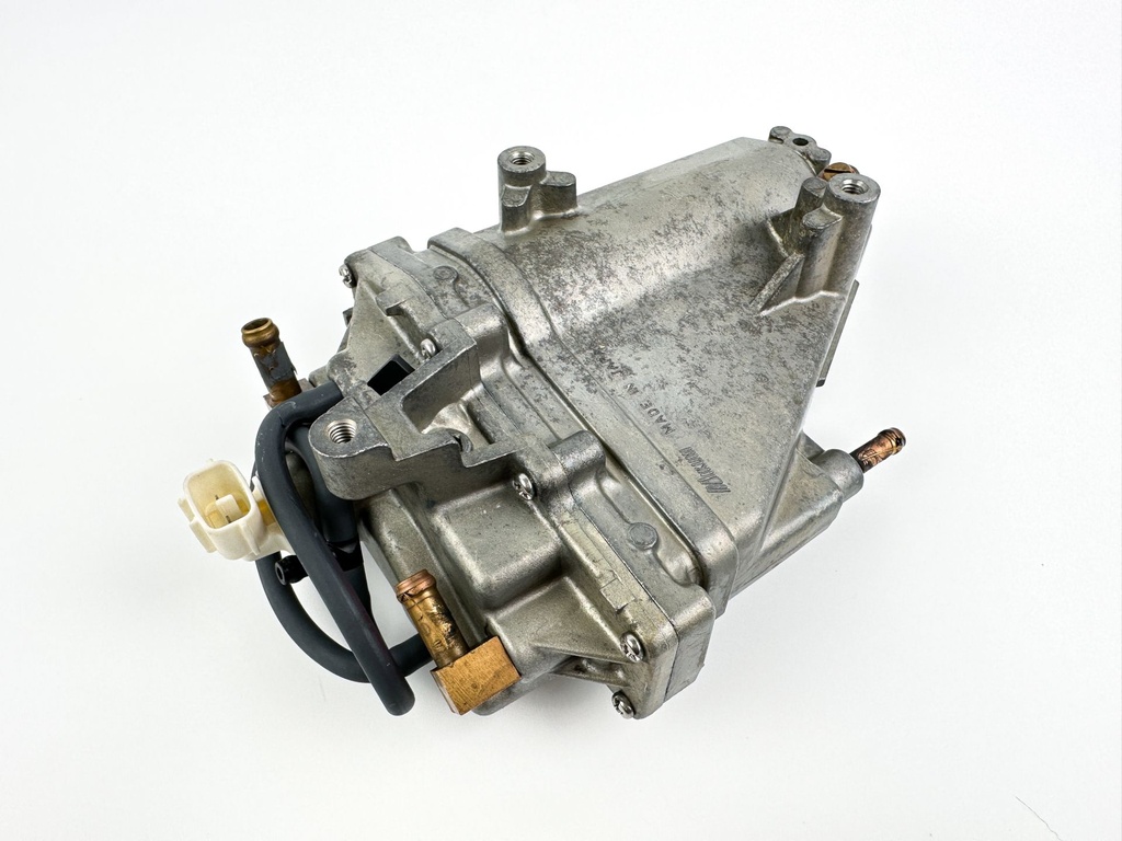 2003 Yamaha 115 HP 4 Stroke Outboard VST Float Chamber Assembly Cleaned & Tested