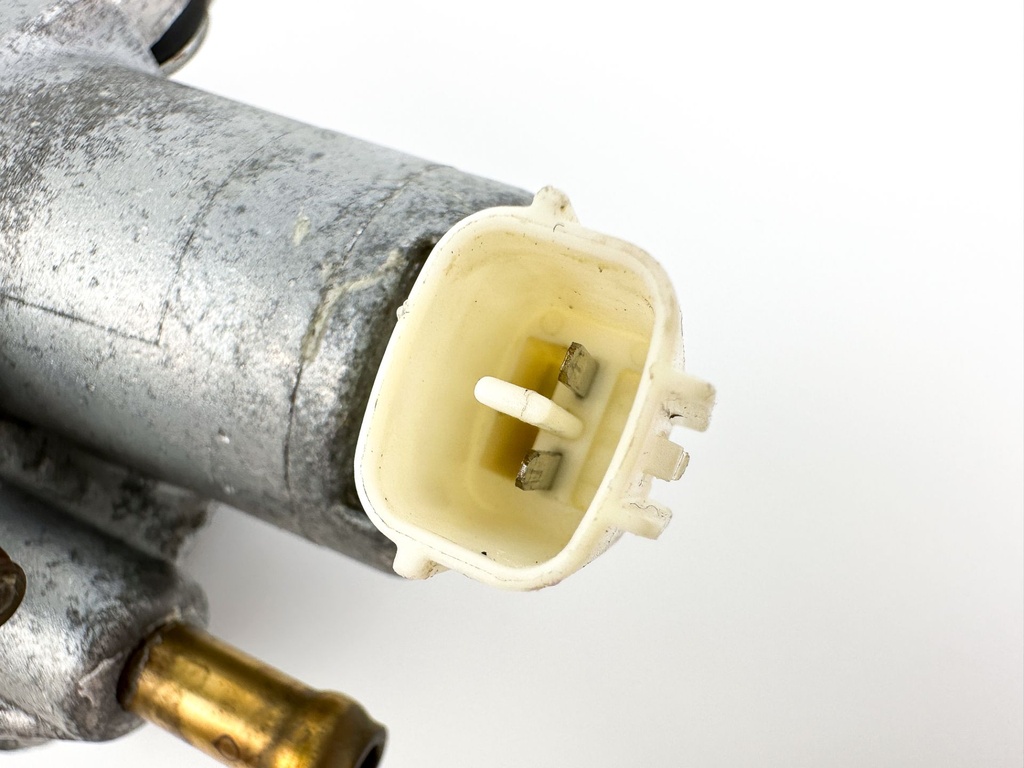 2000 Suzuki 70 HP 4 Stroke Outboard Vapor Separator Tank VST 15600-99E00 Cleaned