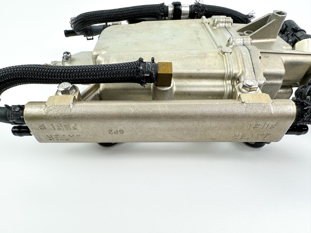 2005 Yamaha 250HP 4 Stroke VST Float Chamber Assembly 6P2-14180-00-00 Cleaned & Tested