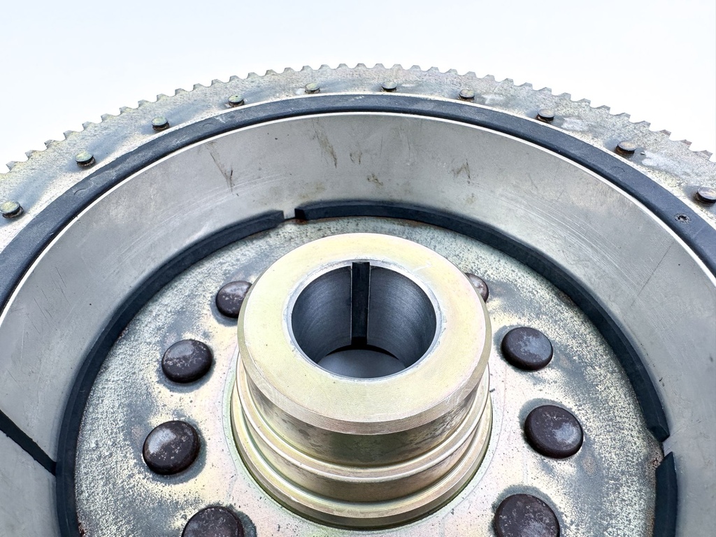 2008 Yamaha 250 HP 4 Stroke Outboard Flywheel Rotor 6P2-81450-00-00 OEM