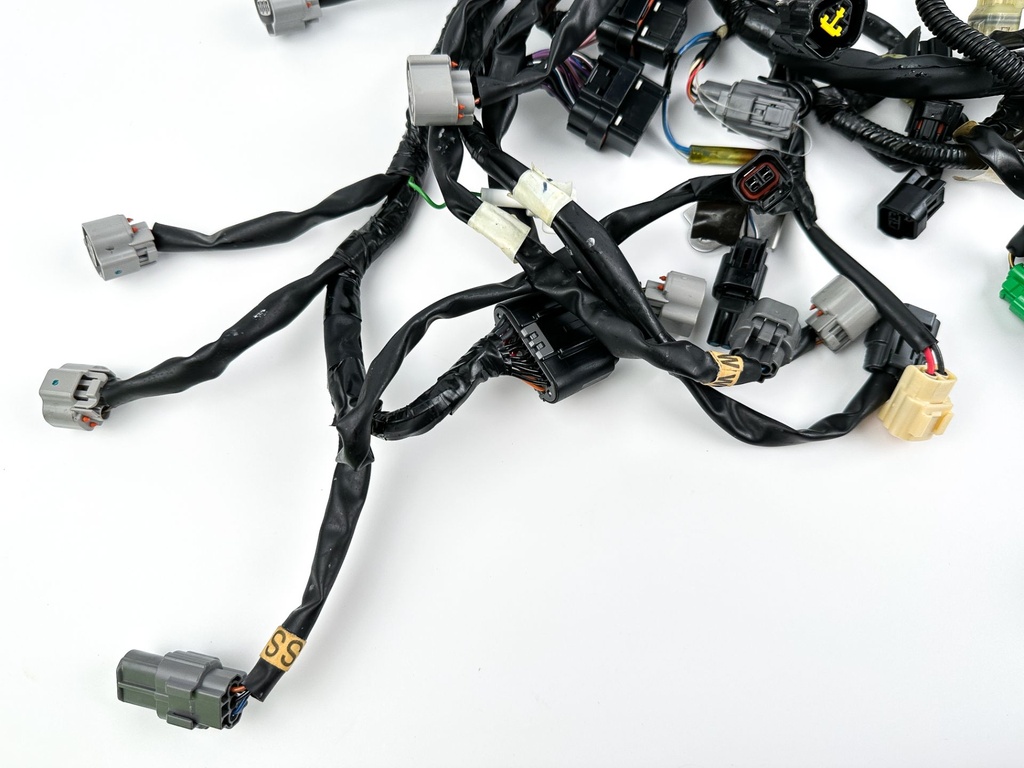 2008 Yamaha 250 HP 4 Stroke Outboard Engine Wire Harness 6P2-82590-30-00 OEM