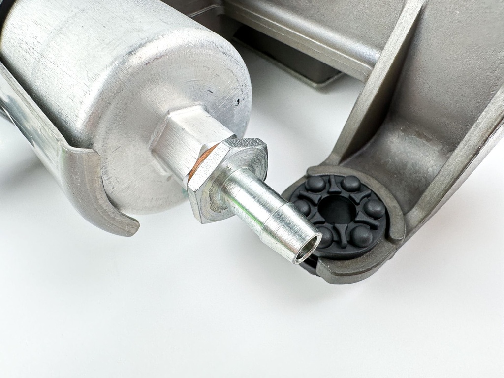 2019 Yamaha 250 HP 4 Stroke Outboard VST Float Chamber 6CB-14180-11-00 - Cleaned