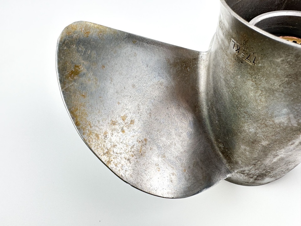 Yamaha 3 Blade Stainless Steel Prop Propeller 13" x 17P Left Hand