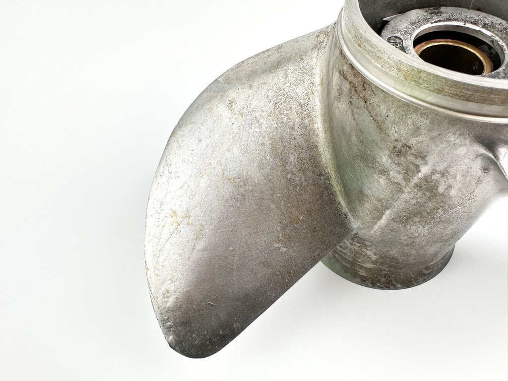 Yamaha 3 Blade Stainless Steel Prop Propeller 13" x 17P Left Hand