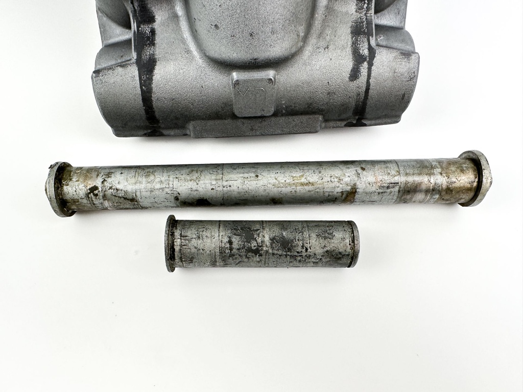 Yamaha F115 115HP 4 Stroke Power Trim Tilt Unit 68V-43800-13-00 - Good Condition