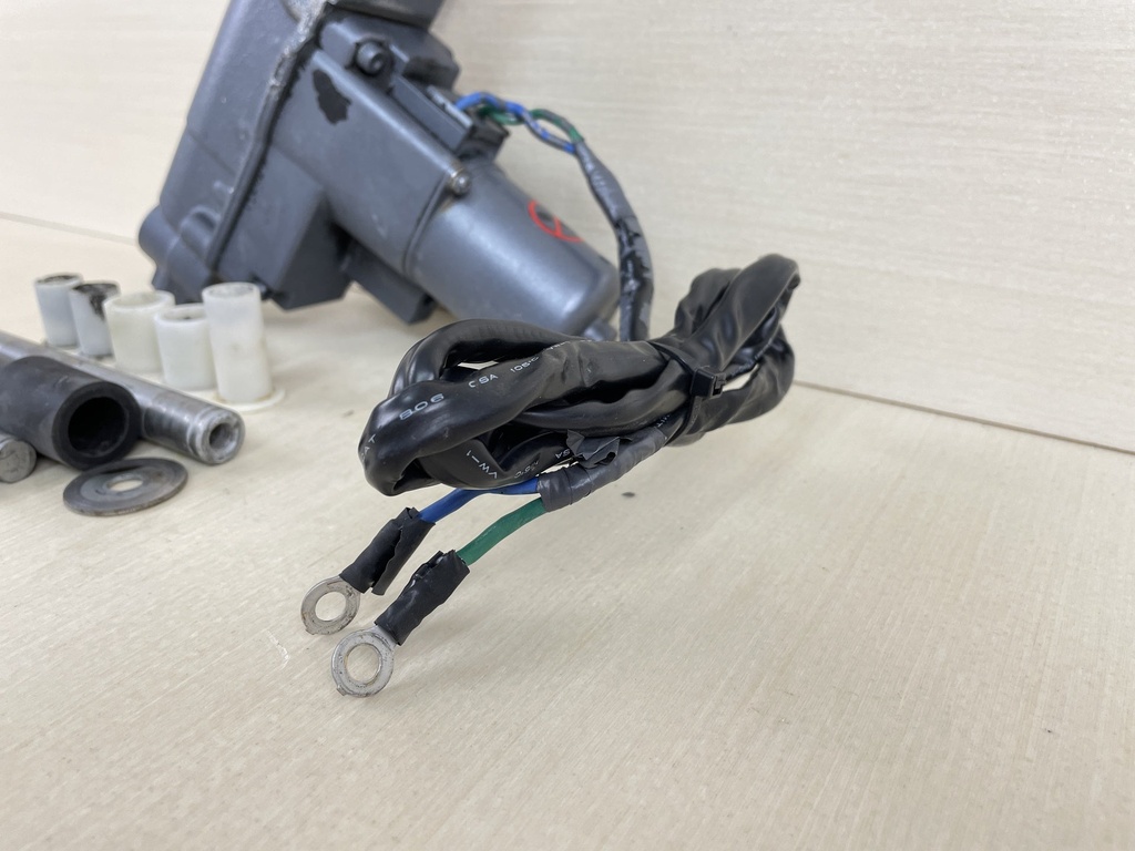 2007 Yamaha 20HP 4 Stroke Outboard Power Trim Tilt Unit Assembly 6AH-43840-00-4D