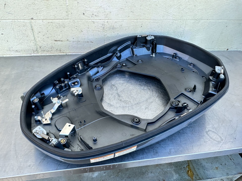 2019 Yamaha 250 HP 4 Stroke Outboard Bottom Cowling Pan 6CB-42710-00-8D OEM
