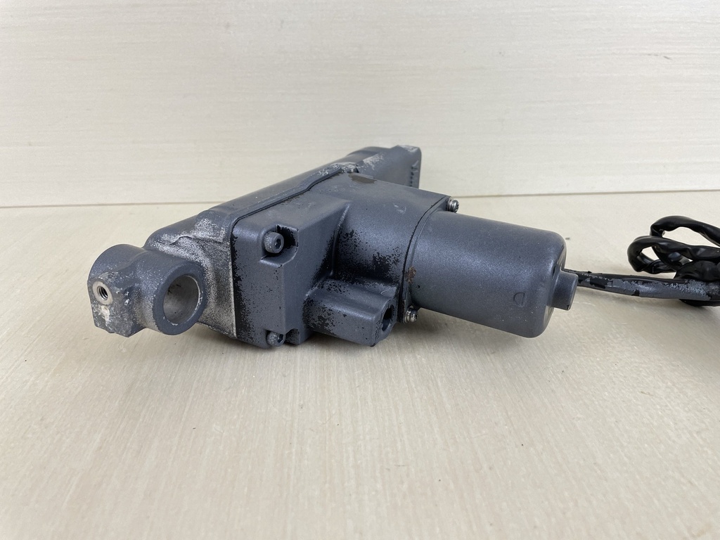 2007 Yamaha 20HP 4 Stroke Outboard Power Trim Tilt Unit Assembly 6AH-43840-00-4D