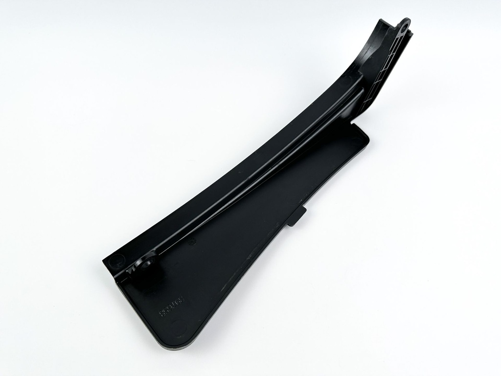 2008 Mercury 90 HP 4 Stroke Outboard Cable Cover Plate 897658T OEM