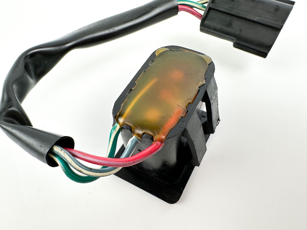 2008 Mercury 90 HP 4 Stroke Outboard Trim Switch 896620001 OEM