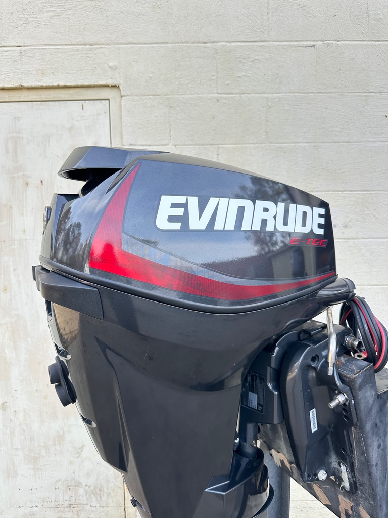 2016 Evinrude 30HP Etec 2 Stroke Outboard Engine W/ 20" Shaft - 78 Hours