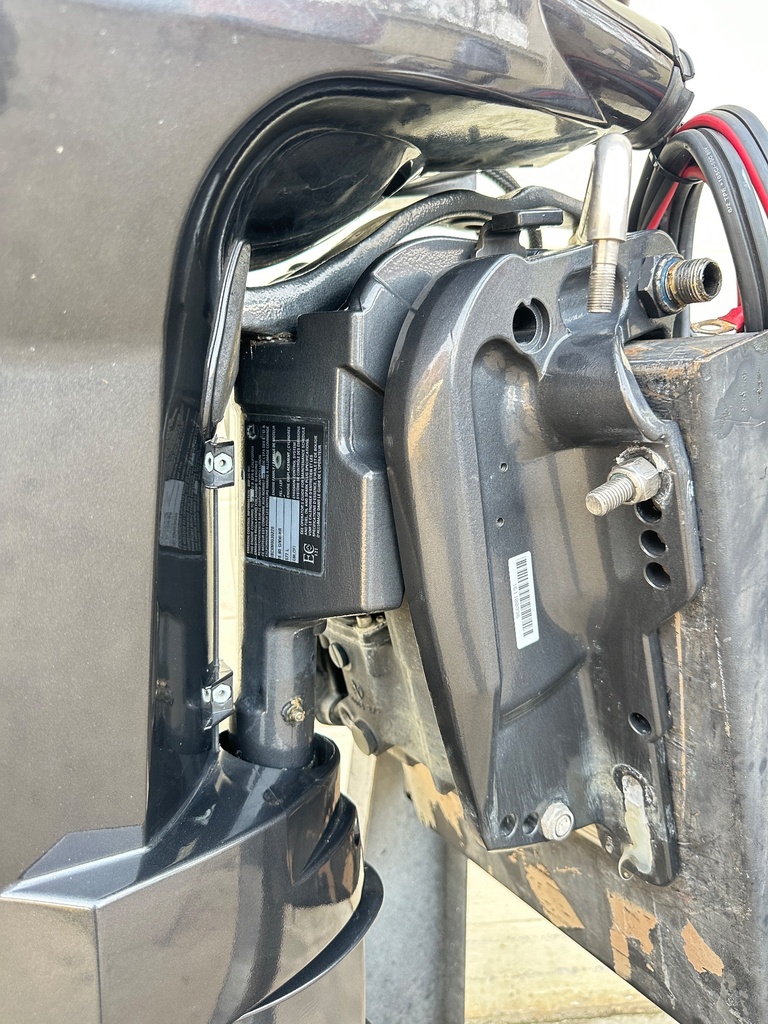 2016 Evinrude 30HP Etec 2 Stroke Outboard Engine W/ 20" Shaft - 78 Hours