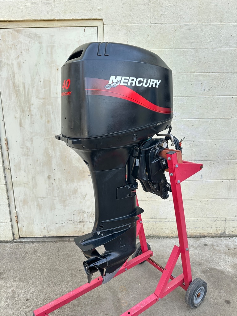 2004 Mercury 40HP 2 Stroke 3 Cylinder Outboard Engine 20" Shaft