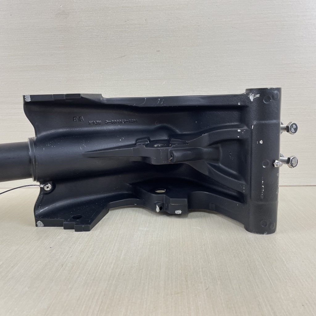 2005 Mercury 40HP 4 Stroke Outboard Swivel & Transom Brackets Mount 850066A1