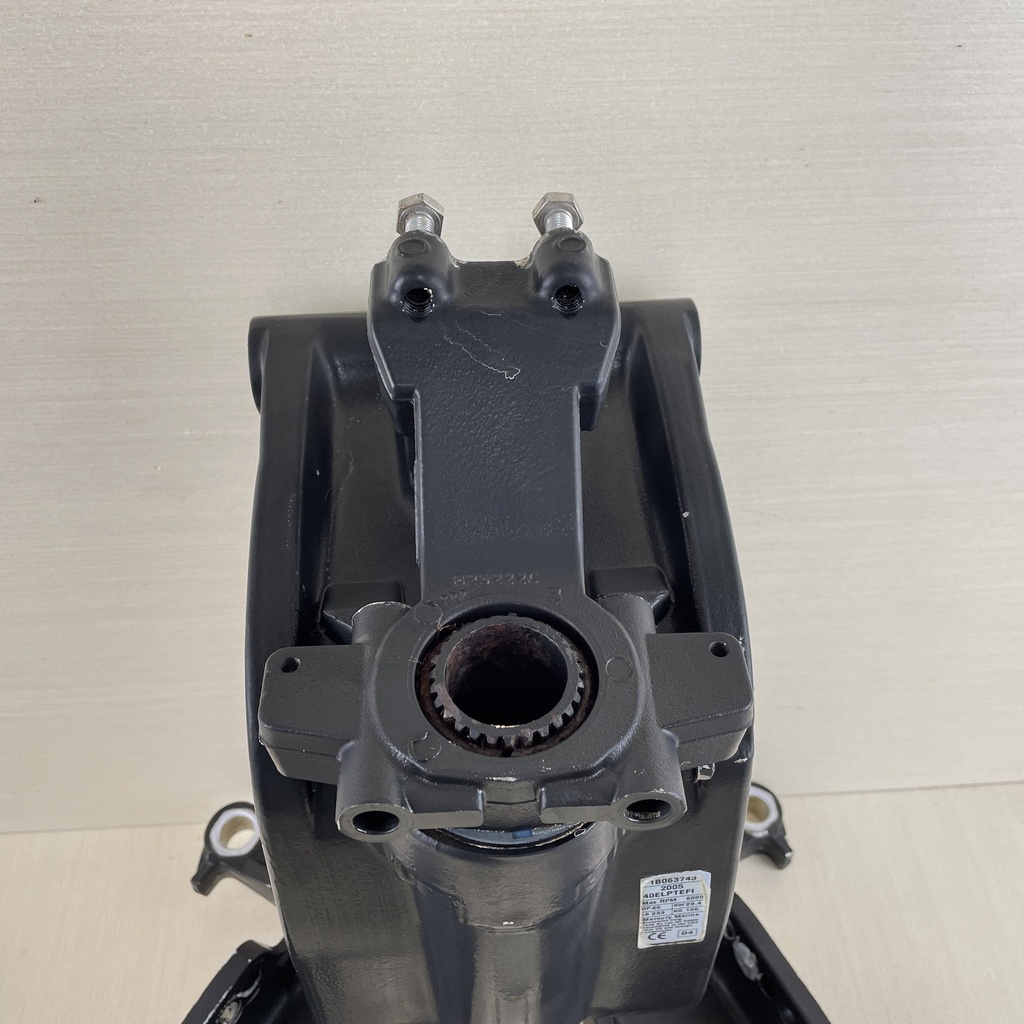 2005 Mercury 40HP 4 Stroke Outboard Swivel & Transom Brackets Mount 850066A1