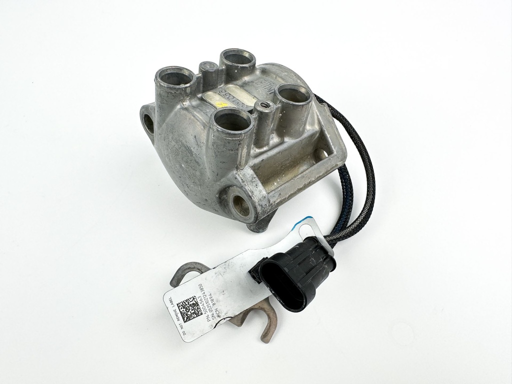 2006 Evinrude 40HP Etec 2 Stroke Outboard Fuel Injector Set W/ Rail 5006220 OEM