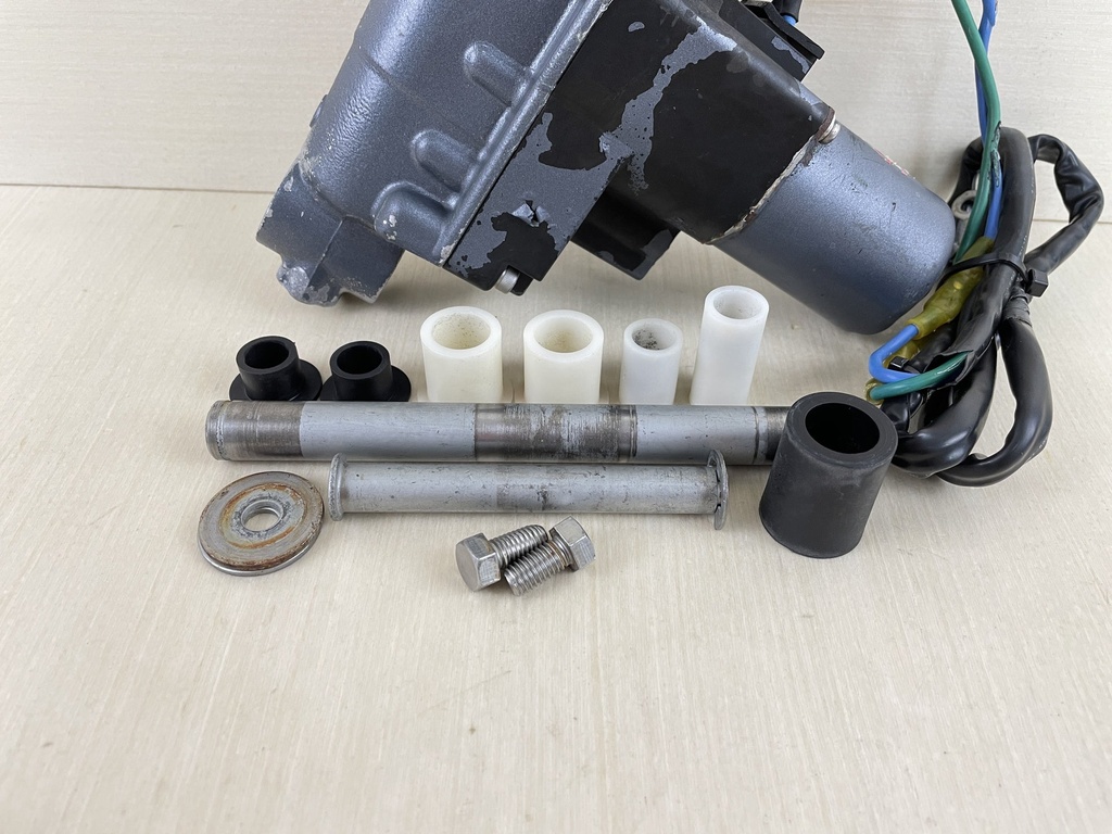 2003 Yamaha 15HP 4 Stroke Outboard Power Trim Tilt Unit Assembly 69A-43840-00-4D