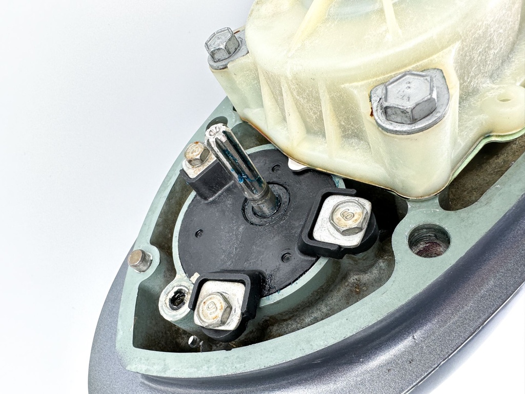 2000-2015  Yamaha 115HP 4 Stroke 20" Long Lower Unit Gear Case Ready To Install